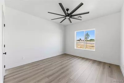 2250 Eastern, Kingman, AZ 86401 - Photo 34
