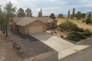 9697 N Pebble Dr, Kingman, AZ 86401 - Photo 1