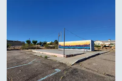 390 E Meadview Boulevard, Meadview, AZ 86444 - Photo 14
