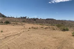 4745 N Smoketree Rd, Golden Valley, AZ 86413 - Photo 32