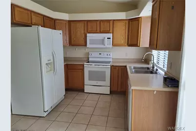 9842 S Phoenix Drive, Mohave Valley, AZ 86440 - Photo 2