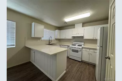 2460 Lakeside Drive #2, Bullhead City, AZ 86442 - Photo 6