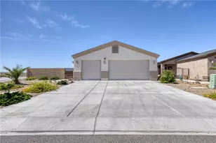 2728 Wilderness Ln, Bullhead City, AZ 86442 - Photo 2