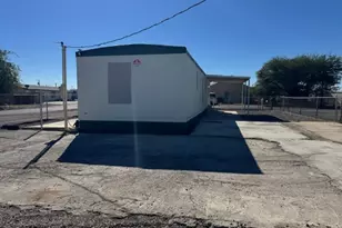 339 Thunderbird Ln, Bullhead City, AZ 86442 - Photo 4