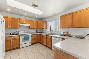 3957 Pueblo Ln, Kingman, AZ 86401 - Photo 8