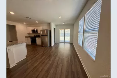 2388 Tapatio Drive, Bullhead City, AZ 86442 - Photo 8