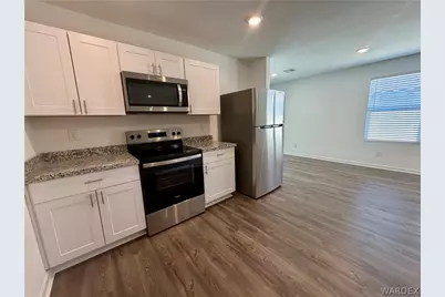 2388 Tapatio Drive, Bullhead City, AZ 86442 - Photo 14