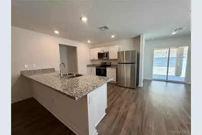 2388 Tapatio Drive, Bullhead City, AZ 86442 - Photo 10