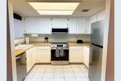 1800 Clubhouse Drive #K90, Bullhead City, AZ 86442 - Photo 8