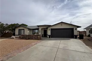 3046 Victoria Ln, Kingman, AZ 86401 - Photo 1