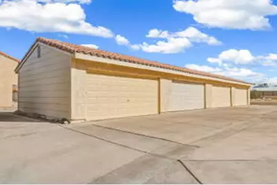 1666 Palma, Bullhead City, AZ 86442 - Photo 2