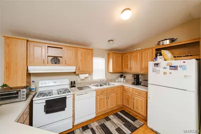 2023 Morrow  #42, Kingman, AZ 86409 - Photo 8