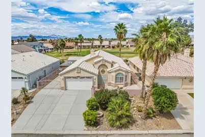 2013 E Desert Lakes Drive, Fort Mohave, AZ 86426 - Photo 2