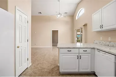 2013 E Desert Lakes Drive, Fort Mohave, AZ 86426 - Photo 32