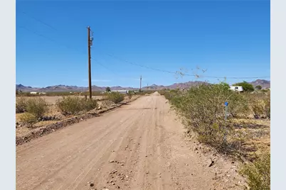4590 N Eden Road, Golden Valley, AZ 86413 - Photo 10