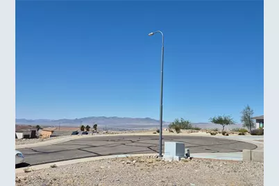 1126 Crystal Point Circle, Bullhead City, AZ 86429 - Photo 6