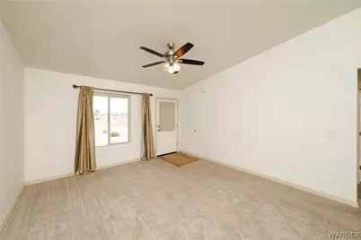7307 E Winchester Drive, Kingman, AZ 86401 - Photo 12