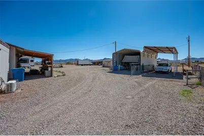 1105 S Cibola Road, Golden Valley, AZ 86413 - Photo 58