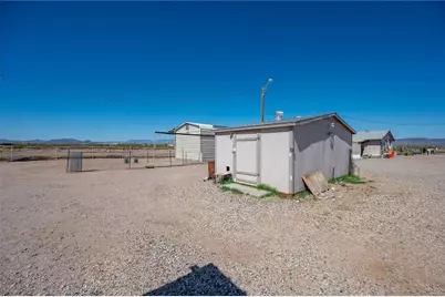 1105 S Cibola Road, Golden Valley, AZ 86413 - Photo 60
