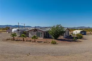 1105 S Cibola Rd, Golden Valley, AZ 86413 - Photo 6