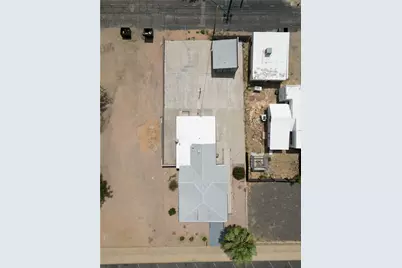 310 E Oak Street, Kingman, AZ 86401 - Photo 2