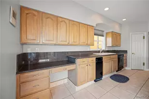 1825 E Shore Villas Dr, Bullhead City, AZ 86442 - Photo 12