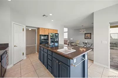 1825 E Shore Villas Drive #28, Bullhead City, AZ 86442 - Photo 16