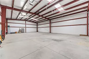 3410 W Carmichael Rd, Golden Valley, AZ 86413 - Photo 32