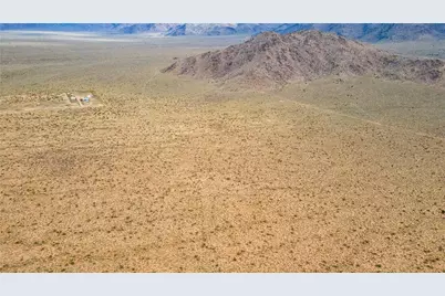 313-61-001 N Guitar Dr, Kingman, AZ 86401 - Photo 2