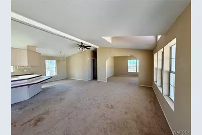 340 W Havasu Lane, Meadview, AZ 86444 - Photo 8