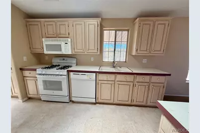 340 W Havasu Lane, Meadview, AZ 86444 - Photo 12