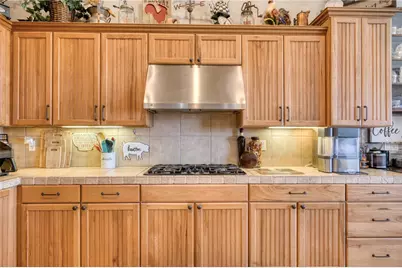 1215 Inverness, Bullhead City, AZ 86429 - Photo 12