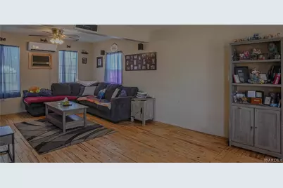 15597 N Grand Drive, Dolan Springs, AZ 86441 - Photo 10