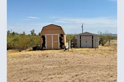 593 S Hassayampa Road, Golden Valley, AZ 86413 - Photo 34
