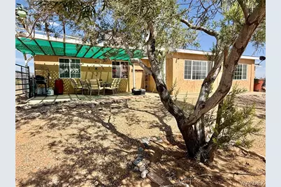 593 S Hassayampa Road, Golden Valley, AZ 86413 - Photo 6