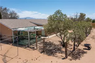593 S Hassayampa Rd, Golden Valley, AZ 86413 - Photo 42