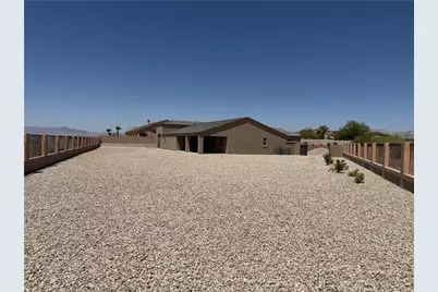 2750 Promontory Drive, Bullhead City, AZ 86429 - Photo 10