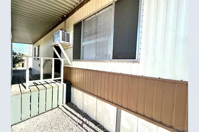 945 Holly Street, Bullhead City, AZ 86442 - Photo 22