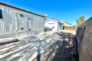 945 Holly St, Bullhead City, AZ 86442 - Photo 24