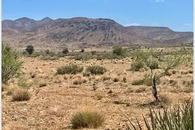 2424 N Doyle Road, Kingman, AZ 86401 - Photo 2