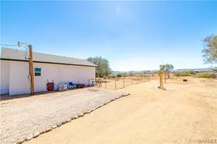 3569 N Maverick Rd, Golden Valley, AZ 86413 - Photo 34