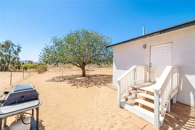 3569 N Maverick Road, Golden Valley, AZ 86413 - Photo 22