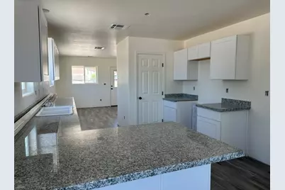 1634 E Luna Media, Fort Mohave, AZ 86426 - Photo 6