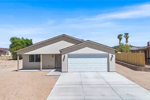 1634 E Luna Media, Fort Mohave, AZ 86426 - Photo 2