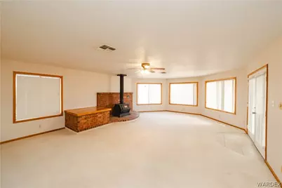 2100 E Valley View Road, Kingman, AZ 86409 - Photo 14