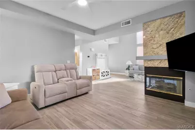 1825 East Shore Villas Drive #24, Bullhead City, AZ 86442 - Photo 12