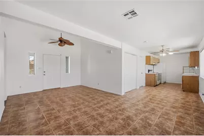 1827 Long Avenue, Bullhead City, AZ 86442 - Photo 2