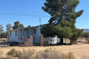 5465 W Earl Dr, Golden Valley, AZ 86413 - Photo 2
