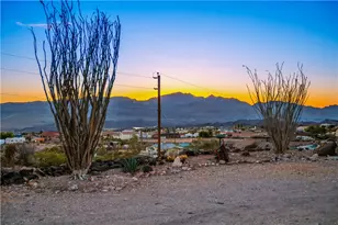858 La Puerta Rd, Bullhead City, AZ 86429 - Photo 20