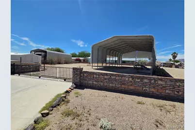 49517 Topaz Avenue, Quartzsite, AZ 85346 - Photo 2